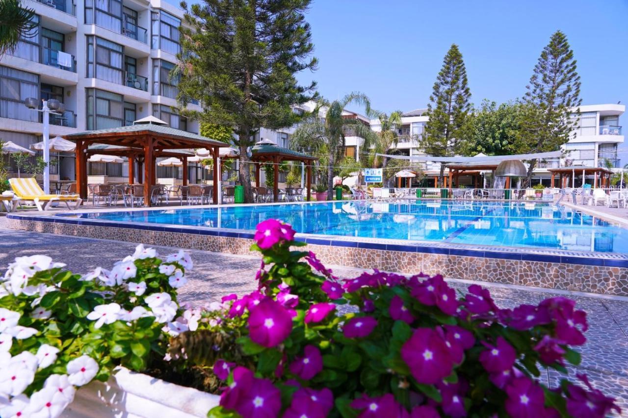 Ron Beach Hotel Tiberias Exterior photo